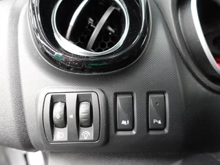 Thumbnail Mobil 10