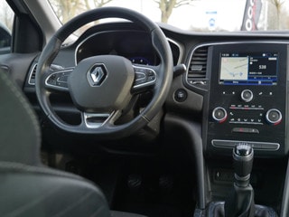Thumbnail Mobil 8