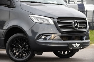 Thumbnail Mobil 8