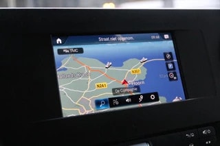Thumbnail Mobil 10