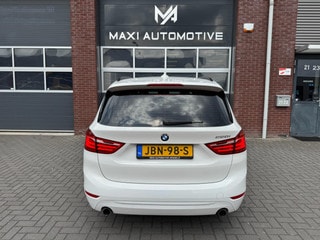 Thumbnail Mobil 4
