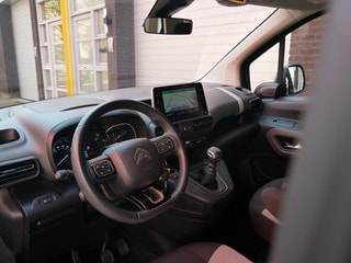 Thumbnail Mobil 4