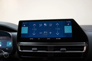 Thumbnail Mobil 8