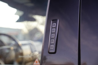 Thumbnail Mobil 10