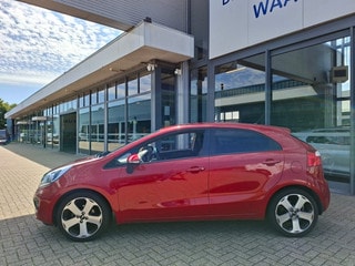 Thumbnail Mobil 5