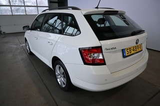 Thumbnail Mobil 10