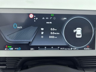 Thumbnail Mobil 8
