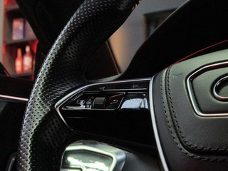 Thumbnail Mobil 10