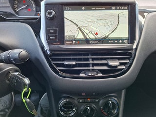 Thumbnail Mobil 4