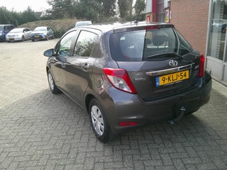 Thumbnail Mobil 2