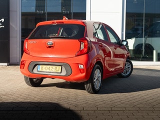 Thumbnail Mobil 6