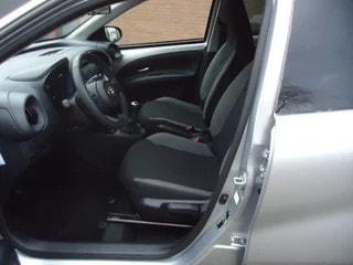 Thumbnail Mobil 6