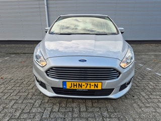 Thumbnail Mobil 4