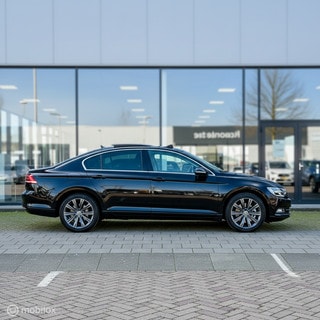 Thumbnail Mobil 8