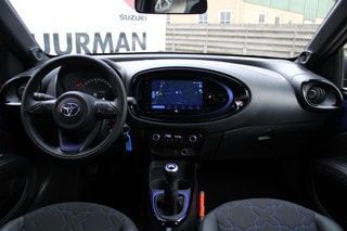 Thumbnail Mobil 8