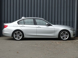 Thumbnail Mobil 4