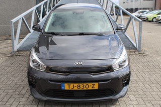 Thumbnail Mobil 9