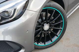 Thumbnail Mobil 10