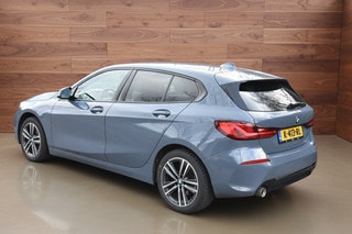 Thumbnail Mobil 4