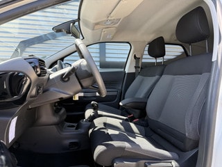 Thumbnail Mobil 4