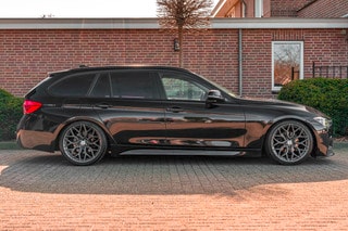 Thumbnail Mobil 4