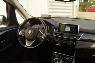 Thumbnail Mobil 10