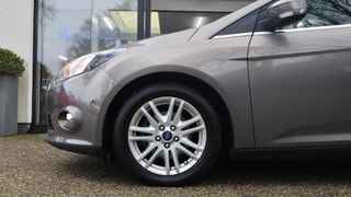 Thumbnail Mobil 9