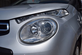 Thumbnail Mobil 6