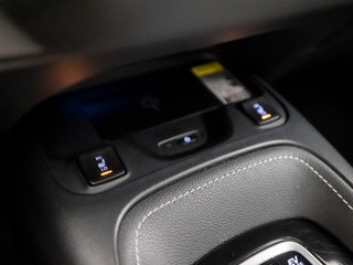 Thumbnail Mobil 10