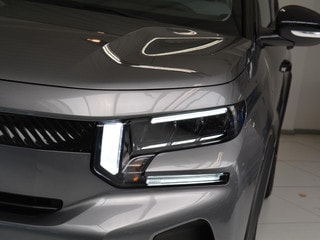 Thumbnail Mobil 6