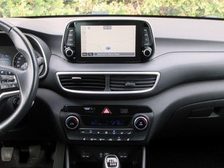 Thumbnail Mobil 10