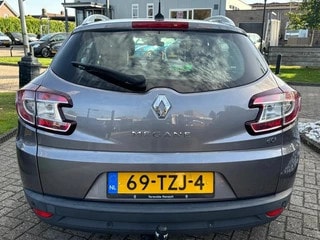 Thumbnail Mobil 8
