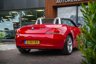 Thumbnail Mobil 9