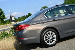 Thumbnail Mobil 4