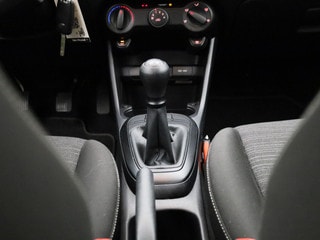 Thumbnail Mobil 10
