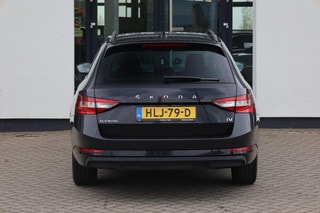 Thumbnail Mobil 9