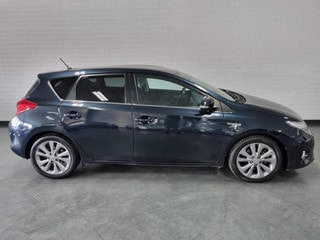 Thumbnail Mobil 6