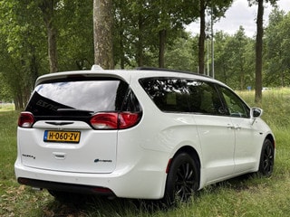 Thumbnail Mobil 6