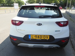 Thumbnail Mobil 6
