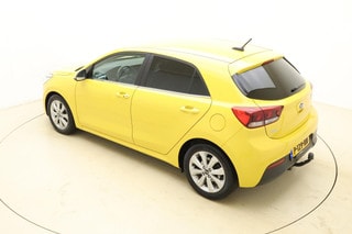 Thumbnail Mobil 4
