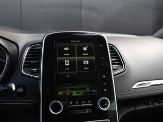 Thumbnail Mobil 7