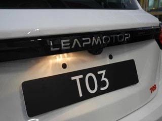 Thumbnail Mobil 4