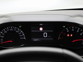 Thumbnail Mobil 8