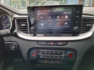 Thumbnail Mobil 8