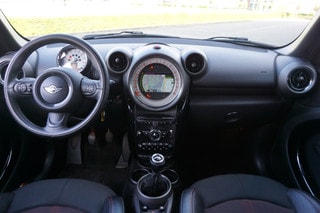 Thumbnail Mobil 8