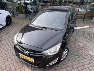 Thumbnail Mobil 6