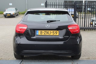 Thumbnail Mobil 8