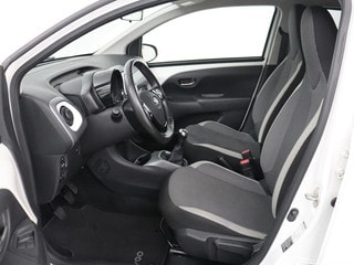 Thumbnail Mobil 4
