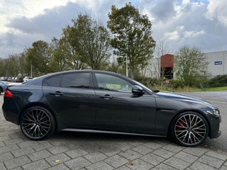 Thumbnail Mobil 6