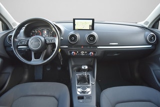 Thumbnail Mobil 8